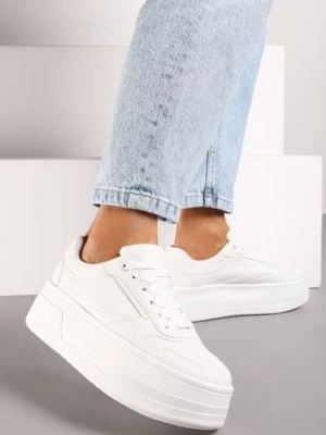 Białe Sneakersy na Platformie Ozdobionej Tłoczeniem Vaiviera