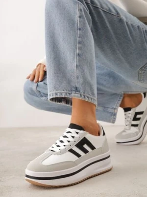 Białe Sneakersy na Platformie z Geometrycznym Motywem Hippiopis seastar