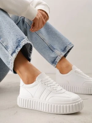 Białe Sneakersy na Tłoczonej Platformie Ozdobione Dwoma Paskami Hesaia seastar