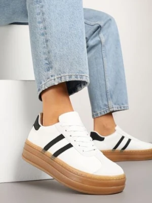 Białe Sneakersy na Tłoczonej Platformie Ozdobione Paskami Felainora mulanka