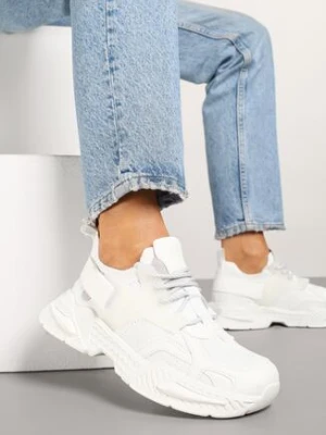 Białe Sneakersy Streetwearowe na Podeszwie z Tłoczeniami i Rzepem Zilanne
