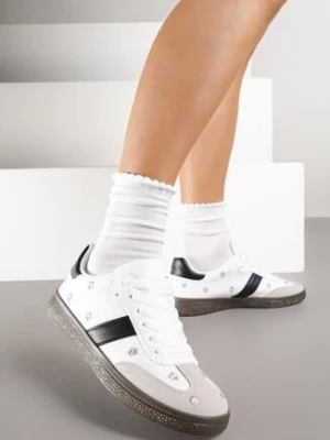 Białe Sneakersy Typu Tenisówki z Kwiatkami Reisare maira