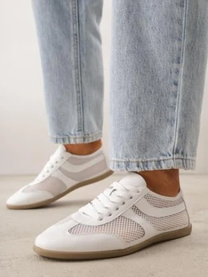 Białe Sneakersy Typu Tenisówki z Siateczkowymi Wstawkami Corigoria modern world