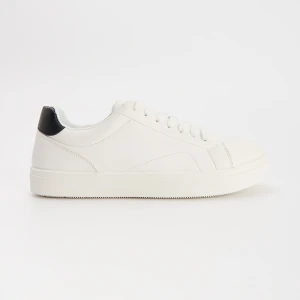 Białe sneakersy z imitacji skóry House