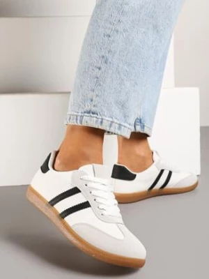 Białe Sneakersy z Imitacji Zamszu na Płaskiej Podeszwie Memeriana