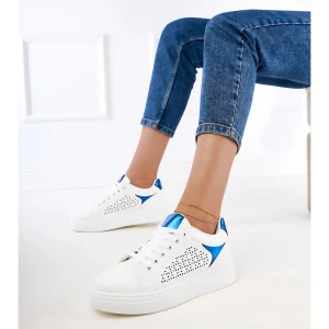 Białe sneakersy z niebieskimi wstawkami na platformie Inna marka