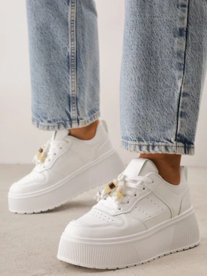 Białe Sneakersy na Grubej Podeszwie z Bieżnikiem Ozdobione Koralikami Odpinanymi Melnora Renda