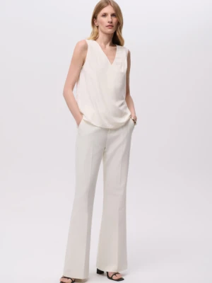 Białe spodnie typu flare Greenpoint