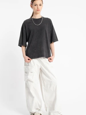 Białe spodnie WIDE LEG z przestrzenną kieszonką Reporter