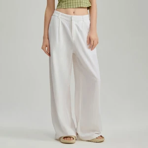 Białe spodnie wiskozowe straight fit z domieszką lnu House