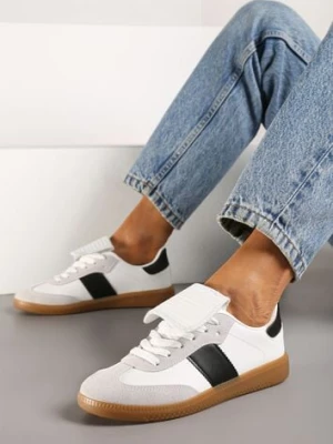 Biało-Czarne Sznurowane Płaskie Sneakersy z Geometrycznym Wzorem Felilva