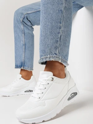 Białe Sznurowane Sneakersy na Miękkiej Podeszwie Lenise