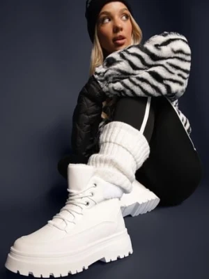 Białe Traperki Sznurowane Trapery Janne