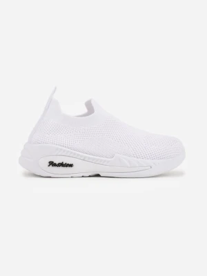 Białe Wsuwane Buty Sportowe Sneakersy z Siateczkową Cholewką Oaradah Modern World