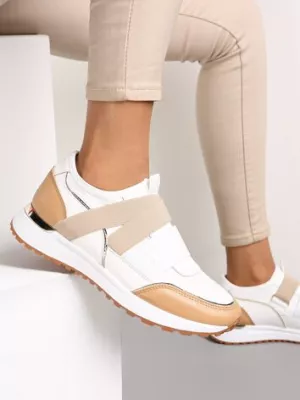 Biało-Beżowe Wsuwane Sneakersy z Metalicznymi Wstawkami i Elastycznym Paskiem Fanir