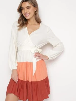 Biało-Bordowa Sukienka Mini Z Gumką w Paskiem w Talii Tixia rosa