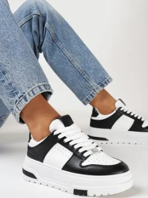 Biało-Czarne Sneakersy na Grubej Podeszwie z Ozdobną Perforacją i Sznurowaniem Xirea