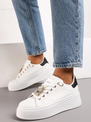 Biało-Czarne Sneakersy z Metaliczną Ozdobą z Cyrkoniami przy Sznurówkach Awenttes