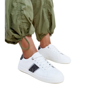 Biało-czarne sneakersy z ozdobnym paskiem Grada białe Inna marka
