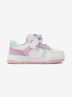 Biało-Fioletowe Płaskie Buty Sportowe Sneakersy z Perforacją i Sznurowaniem Florenne