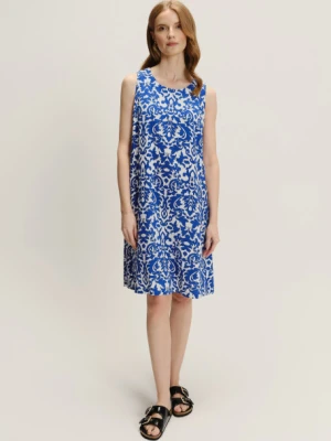 Biało-niebieska sukienka ze wzorem etno Greenpoint