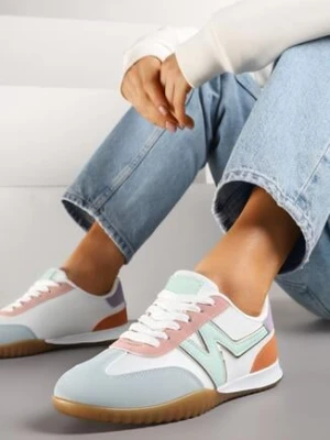 Biało-Niebieskie Sneakersy Tenisówki z Ozdobną Boczną Naszywką Ranilsa