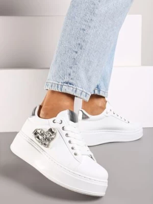 Zdjęcie produktu Biało-Srebrne Sneakersy na Grubej Platformie z Cyrkoniową Naszywką w Kształcie Serca Remila