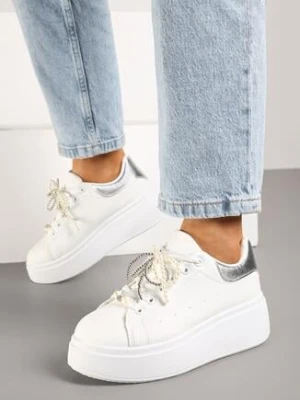 Biało-Srebrne Sneakersy na Grubej Podeszwie Ozdobione Perełkami na Sznurówkach Sellira