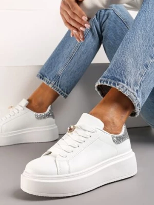 Biało-Srebrne Sneakersy z Brokatową Wstawką i Cyrkonią przy Sznurówkach Wineta