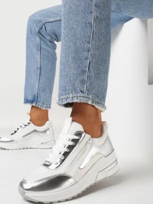 Zdjęcie produktu Biało-Srebrne Sznurowane Sneakersy na Grubej Podeszwie z Błyszczącymi Wstawkami i Suwakiem Revilinsa