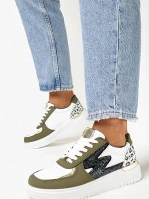 Biało-Zielone Sznurowane Sneakersy na Płaskiej Podeszwie z Metaliczną i Brokatową Wstawką Mebassa