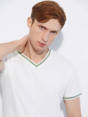 Biało-zielony T-shirt męski OCHNIK
