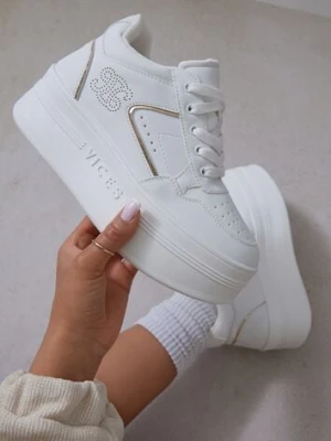 Biało-Złote Sneakersy Vices na Platformie Ozdobione Metalicznymi Aplikacjami Nelanil