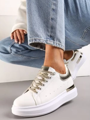 Biało-Złote Sneakersy z Brokatowymi Sznurowadłami i Metaliczną Wstawką na Platformie Vuriama