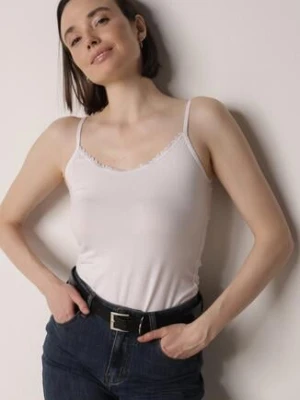 Biały Bieliźniany Top z Bawełny Ozdobiony Koronkową Lamówką Bervina romee's