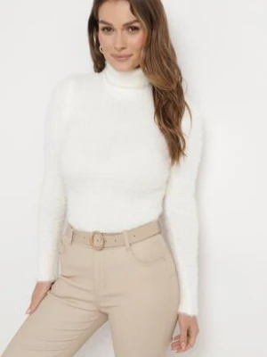 Biały Elastyczny Golf z Wełną i Ściągaczami Ozdobiony Długim Włosem Alussone j&x