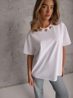 Biały Oversizowy T-shirt z Bawełny Zdobiony Kwadratowymi Aplikacjami Evesilea yu & me