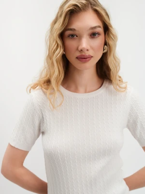 Biały sweter z fakturą z krótkim rękawem Top Secret