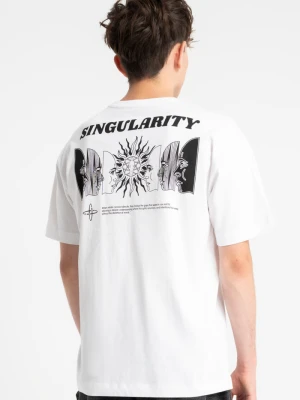 Biały t-shirt LOOSE z autorską grafiką z tyłu Reporter