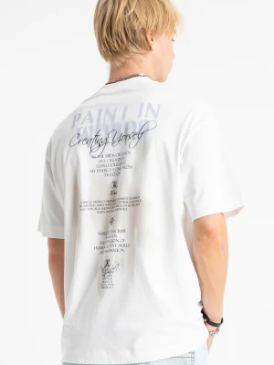 Biały t-shirt LOOSE z autorską grafiką z tyłu Reporter