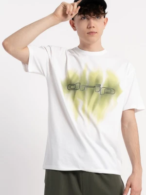 Biały t-shirt z autorską grafiką z przodu Reporter Young