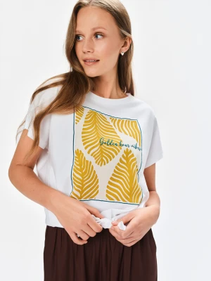 Biały t-shirt z nadrukiem Top Secret