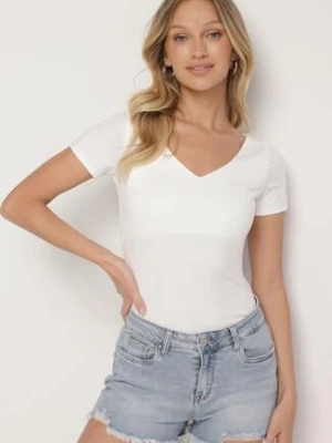Biały T-shirt z Wiskozą o Dopasowanym Kroju z Dekoltem w Serek Folarisse by swan