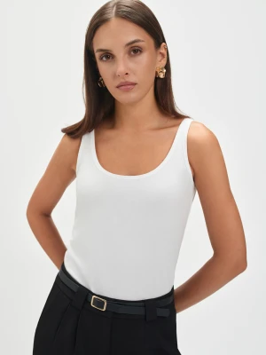 Biały top basic na ramiączkach Top Secret