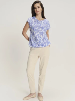 Biały top w błękitne kwiaty Greenpoint