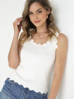 Biały Top z Wiskozy z Pofalowanymi Krawędziami Zoenite rosa