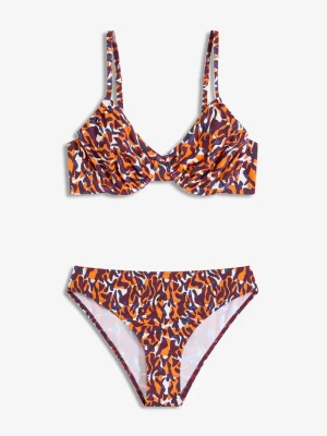 Bikini na fiszbinach (2 części) z wysokim wycięciem nogawek BonPrix fioletowy