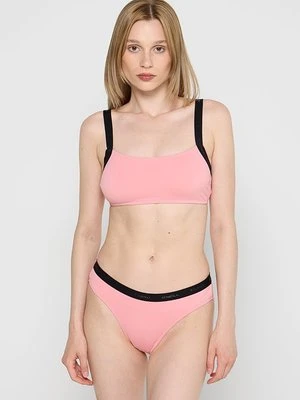 Bikini O'Neill
