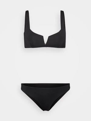 Bikini O'Neill