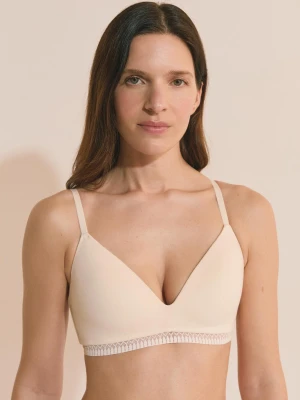 Biustonosz bez fiszbin z lekkim wypełnieniem z bawełny organicznej Etam